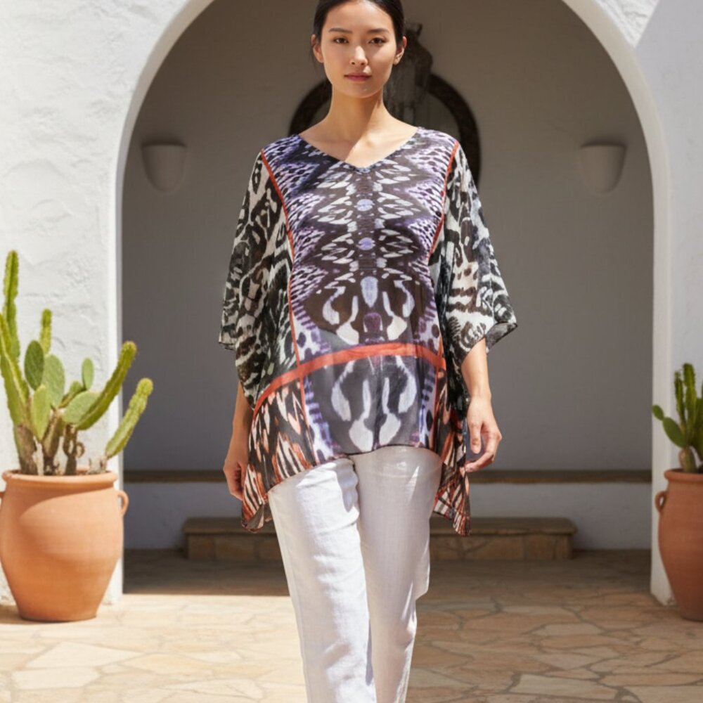 Chico's Flowy Black and White Aztec‎ Design Asymmetrical Top in size XL